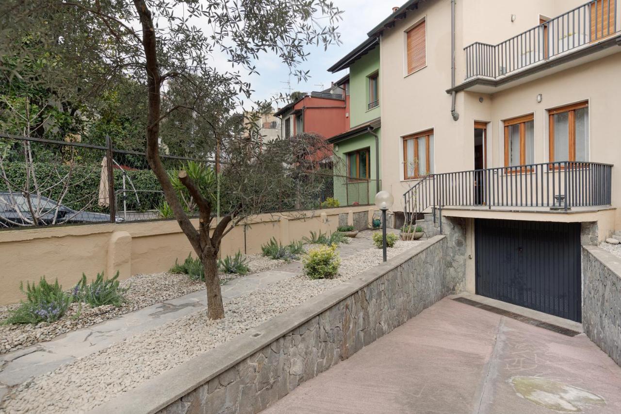 Ca' Stellini - Comoda Casa Indipendente Con Parcheggio Privato Milan Exterior photo